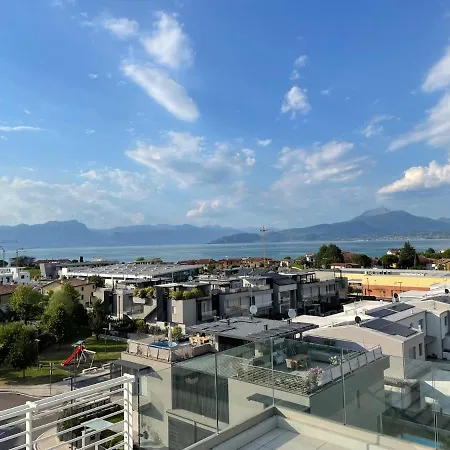 Sunset Penthouse Perla Lake *