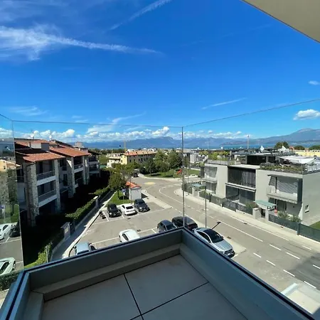 Sunset Penthouse Perla Lake Ferienhaus Peschiera del Garda